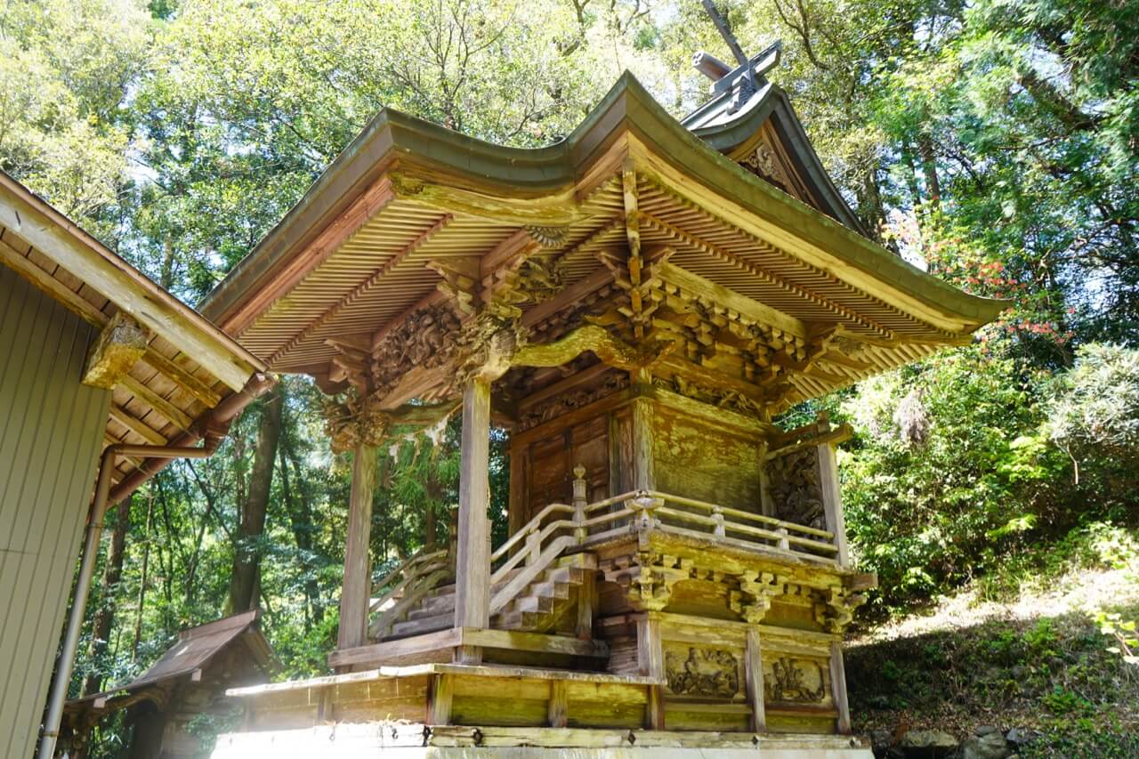 白髪神社 - 【公式】汗見川情報サイト｜高知県本山町