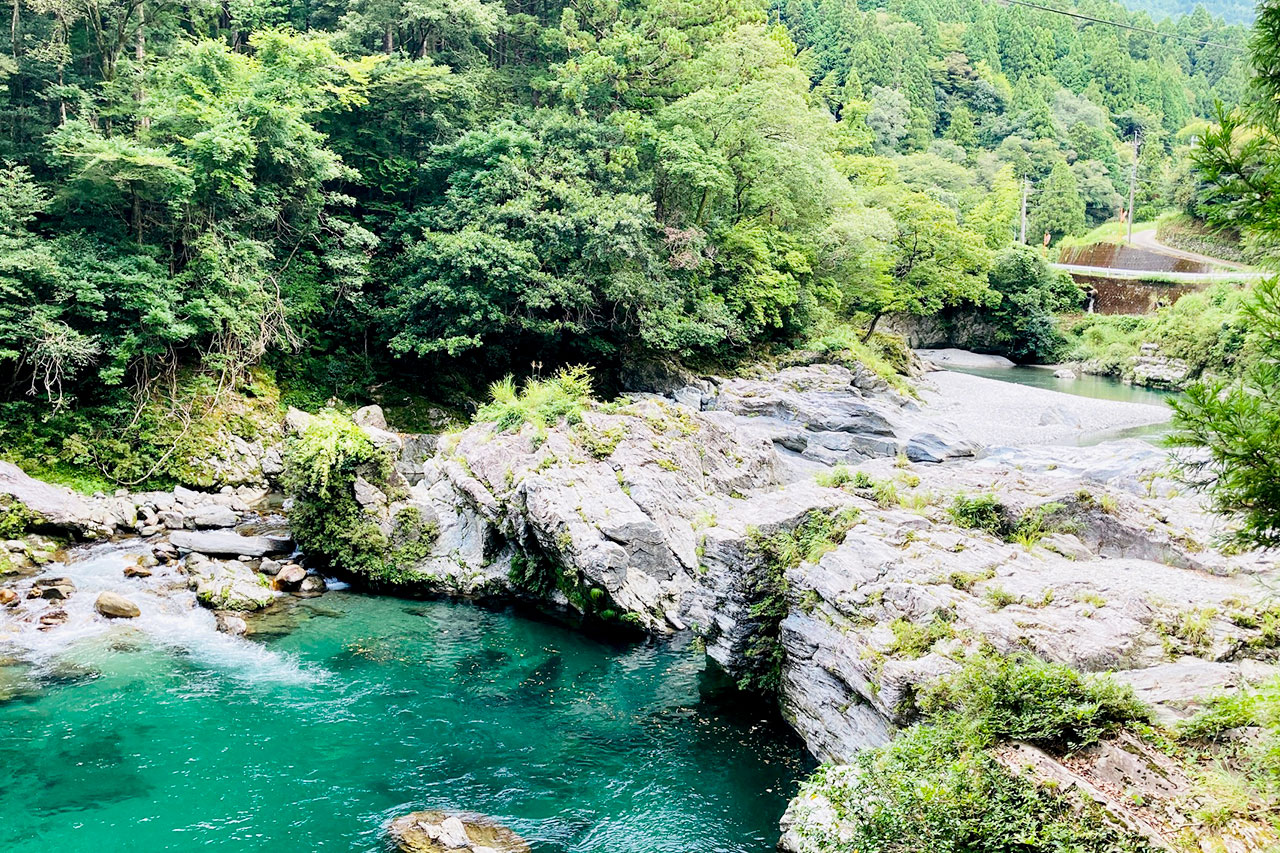 亀岩 - 【公式】汗見川情報サイト｜高知県本山町